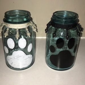 cute set of paw print mason jars!